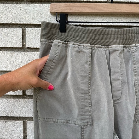 Soft Surroundings Medina Pants Sage Green Roll Up Hem - Picture 6 of 14